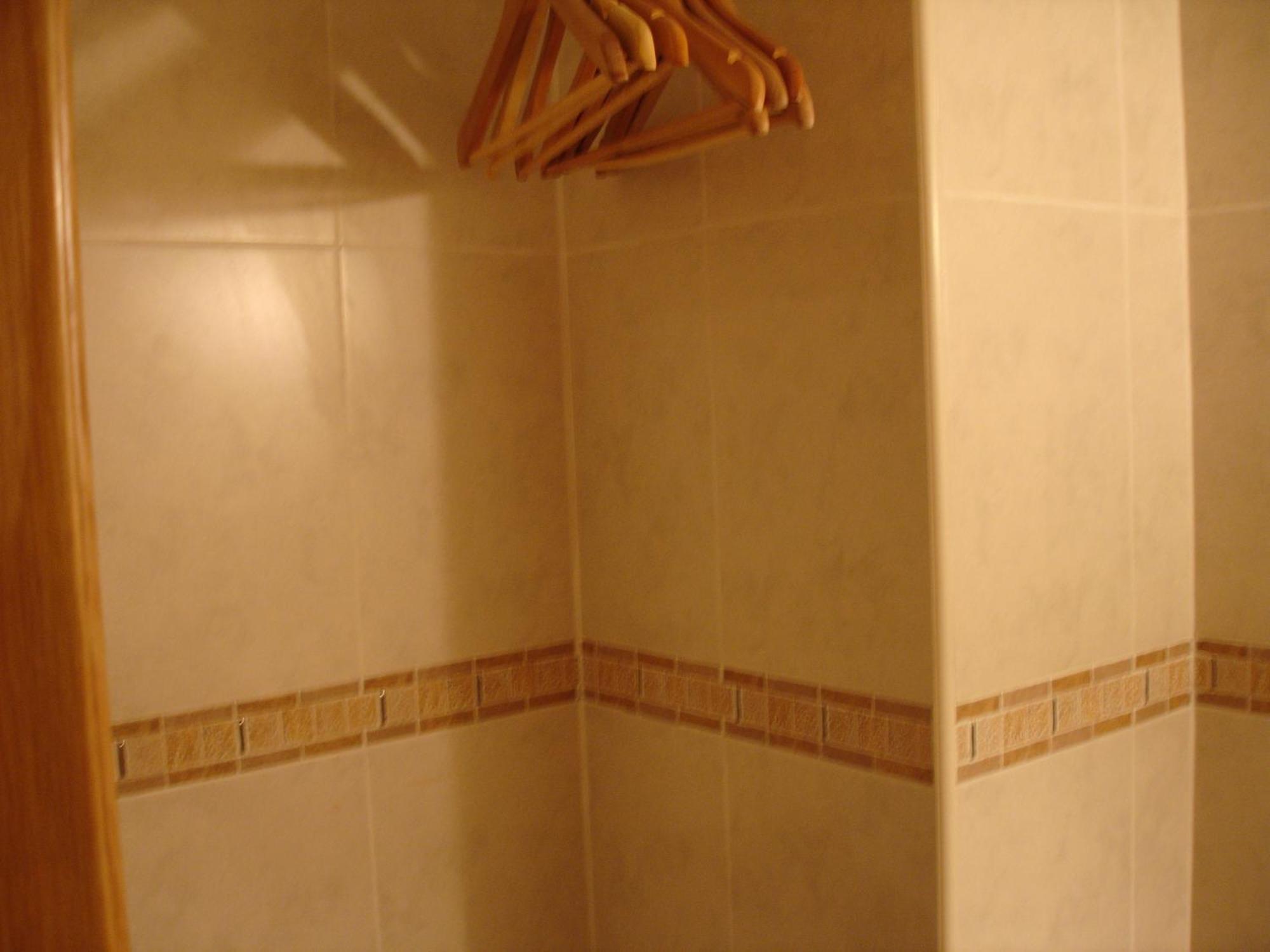 Hostal Puerta Bonita Vista Alegre Madrid Dış mekan fotoğraf